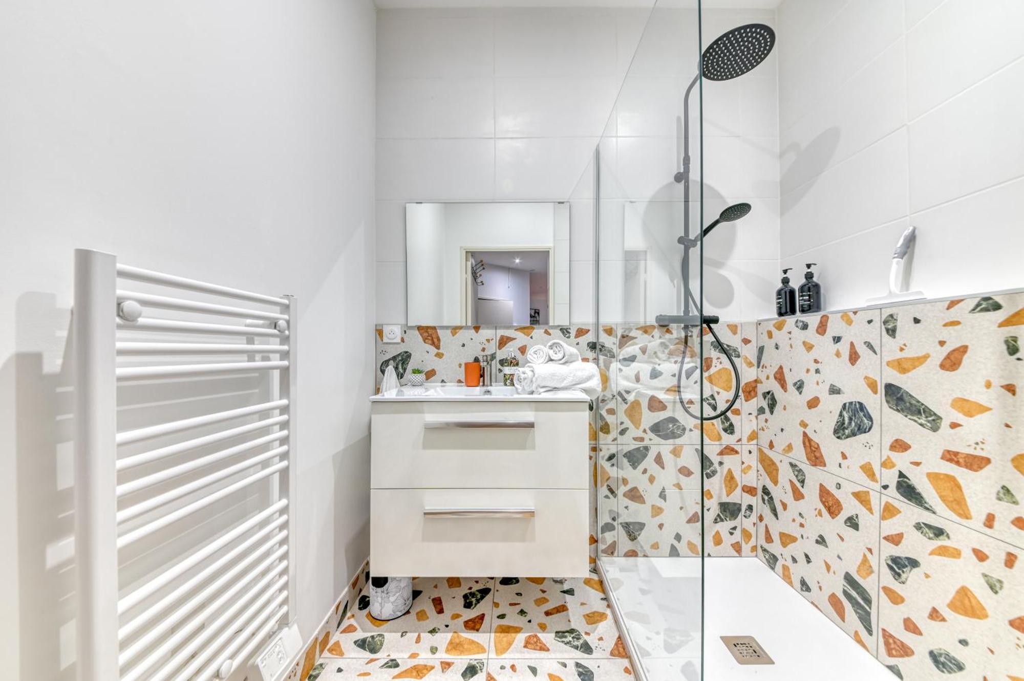 L'Escale Balzac Apartment Villeurbanne Bagian luar foto